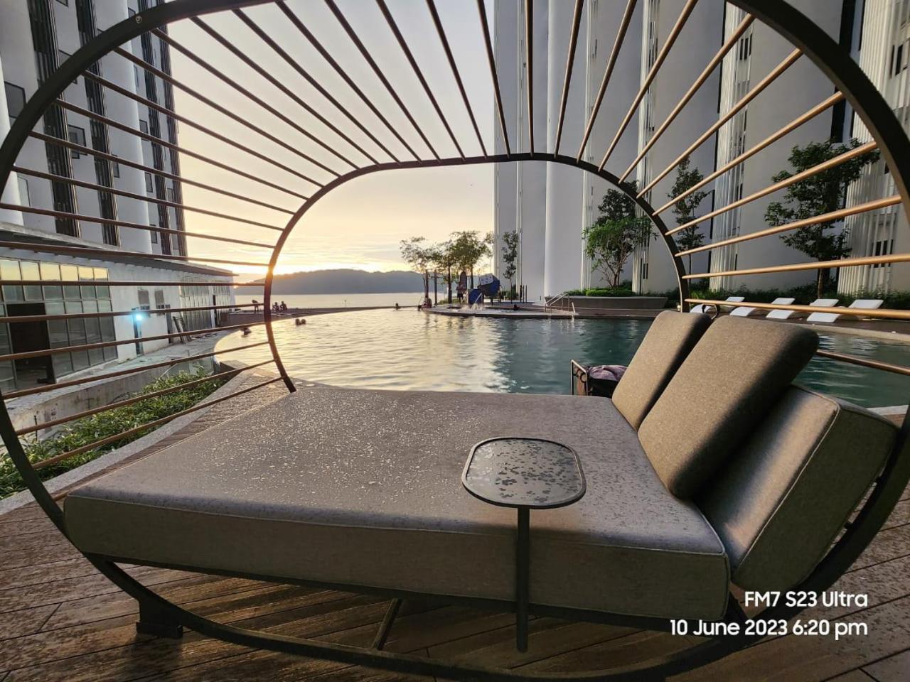 The Shore Ns Studio Suites Sea View Kota Kinabalu Luaran gambar